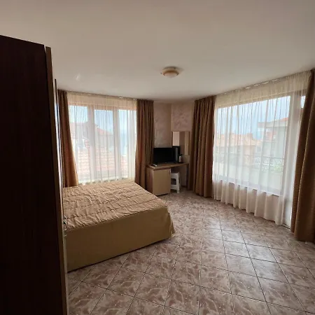 семеен стаматови 2*