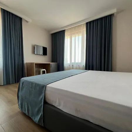 семеен стаматови 2*