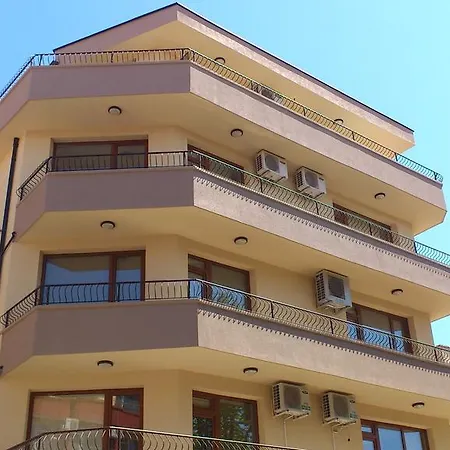 Πανσιόν Stamatovi Family 2*